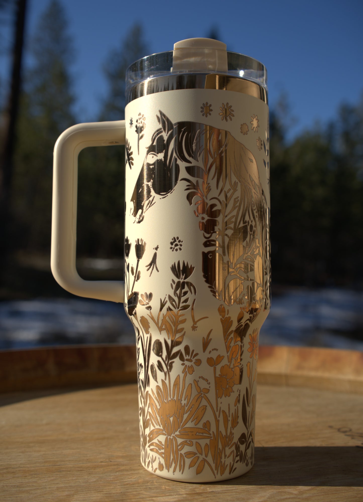 40 oz. Tumbler with Handle Laser Engraved Horse & Flowers Copper & Cream